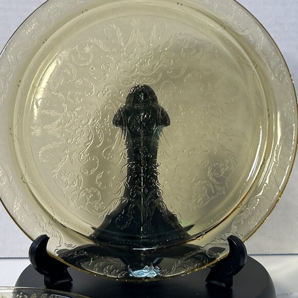 30052 Federal Glass Company Amber Round Glass Cake Plate and Serving Bowl - Picture 3 of 10